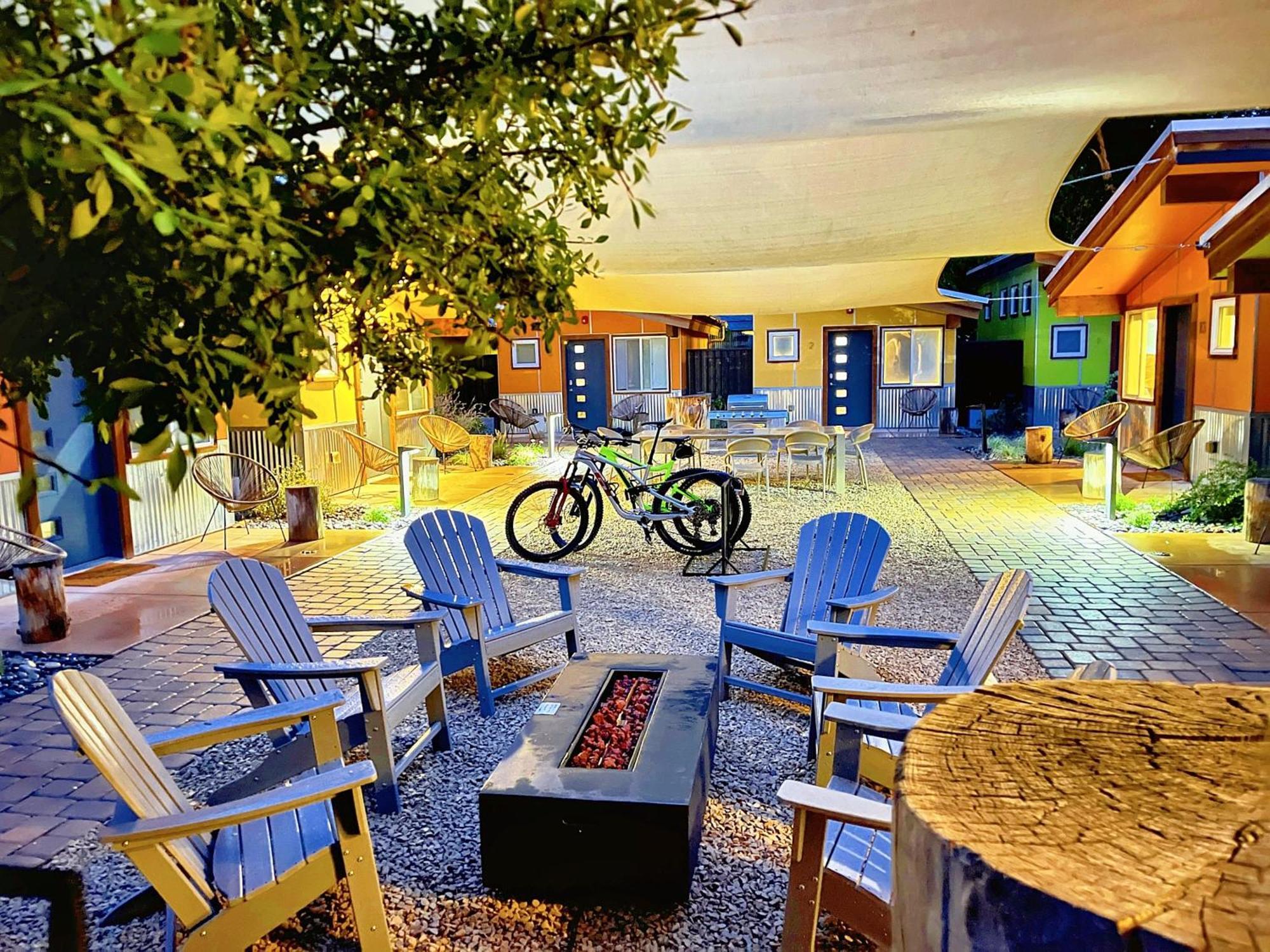 Downtown Kokopelli # 2- Newly Remodeled Stylish Studio Moab Buitenkant foto